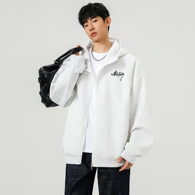 LIGHTNING MONSTER Logo