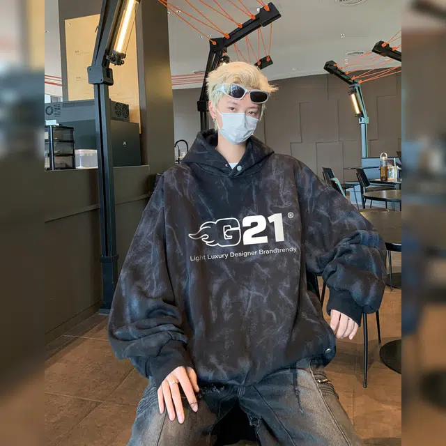 G21