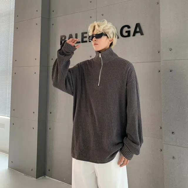 G21