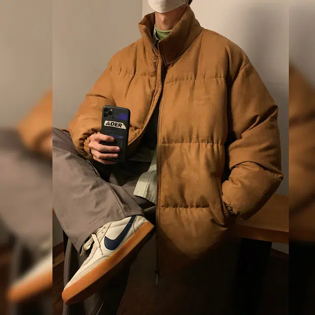 G21