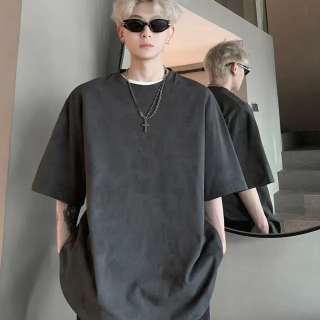 ROSECREED T