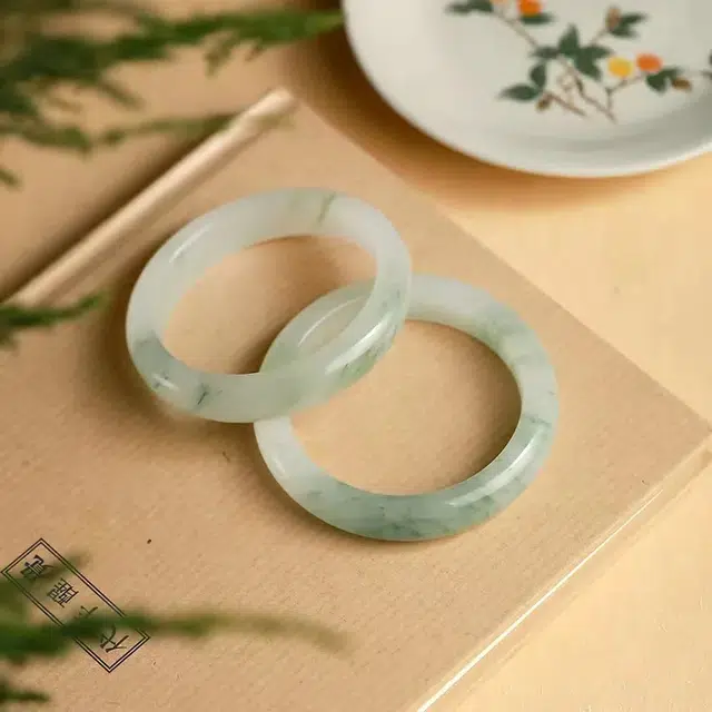 逸之璟 新中式 国风古典 简约小众 清冷感 淡雅 高级感 汉服旗袍天然 天山翠 手镯 女