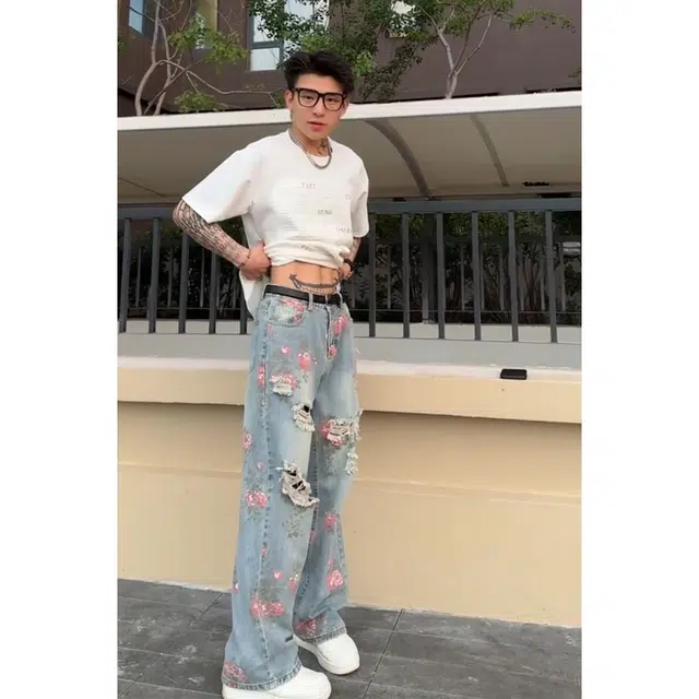 大格子与黑猫 玫瑰花卉破洞裤男夏季美式高街阔腿直筒裤小众设计感薄款裤子牛仔裤 男款