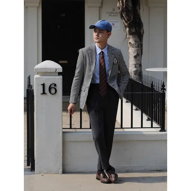 大格子与黑猫 英伦经典千鸟格时尚宴会主持雅痞型男学院风徽章修身西服外套西装 男款