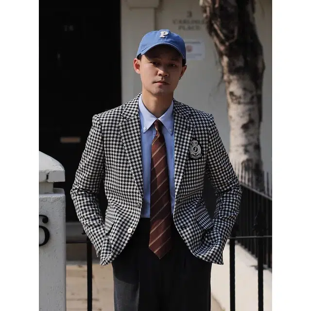 大格子与黑猫 英伦经典千鸟格时尚宴会主持雅痞型男学院风徽章修身西服外套西装 男款