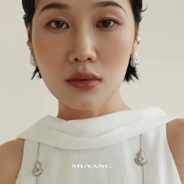 慕阳 葫芦 新中式 福禄福气满满 优雅小众独特设计宫廷风精致闪亮国潮简约时尚潮流 融创通勤风百搭养耳洞 好运 合金 耳环 女款