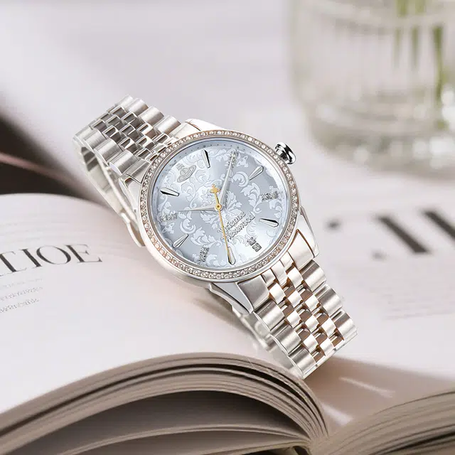 Vivienne Westwood Quartz Watch Silver Dial 32MM