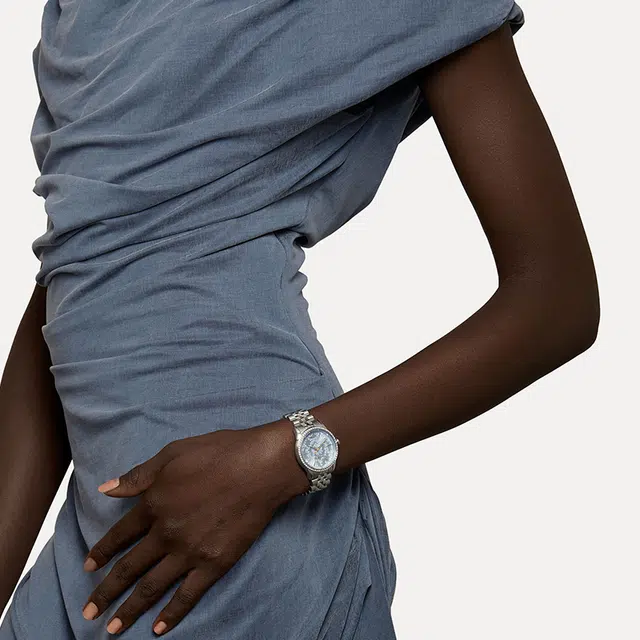 Vivienne Westwood Quartz Watch Silver Dial 32MM