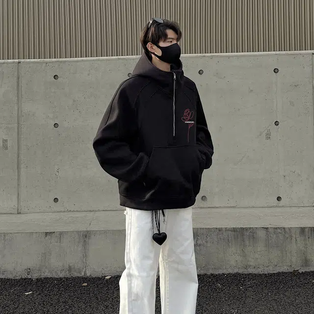 JASONWOOD Oversizedlogo