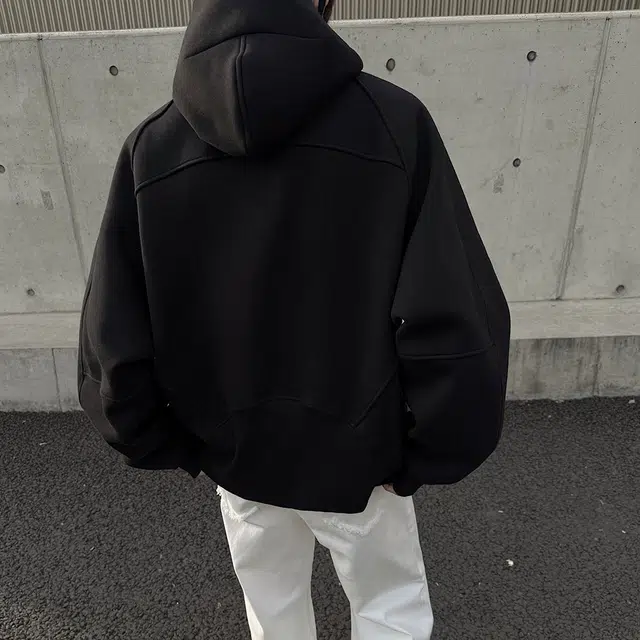 JASONWOOD Oversizedlogo