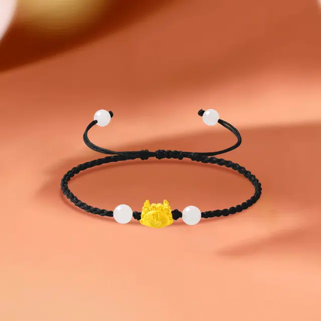 999
