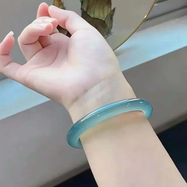 【特级甄选高品质】 金嘉福 新中式库里蓝细腻温婉古典贵气轻奢气质旗袍素圈 古韵国风小众设计#好运 玉髓 玉石手镯 女款