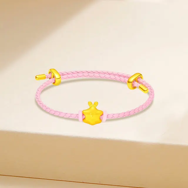 999