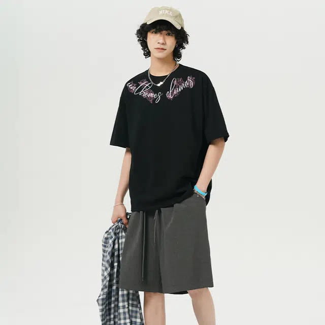 UNthemed T