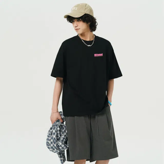 UNthemed T