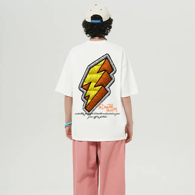 UNthemed T