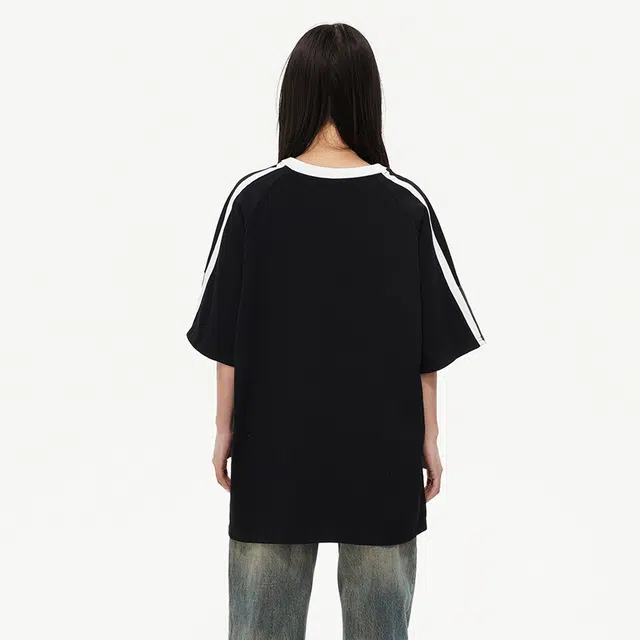 UNthemed T