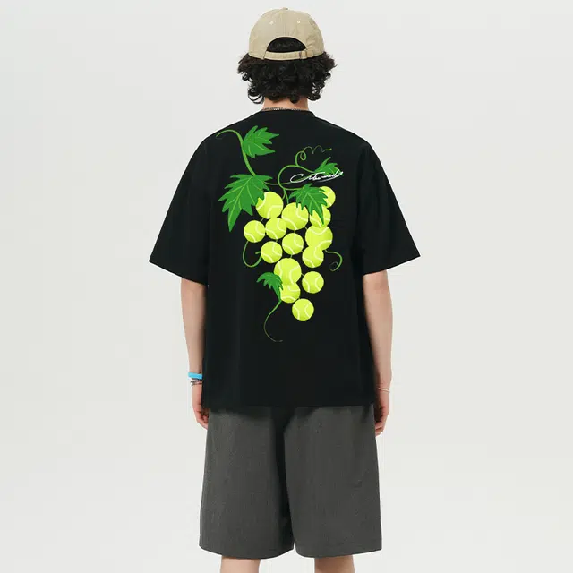 UNthemed T