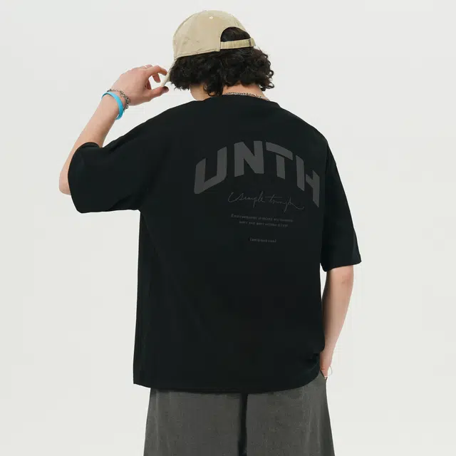 UNthemed T