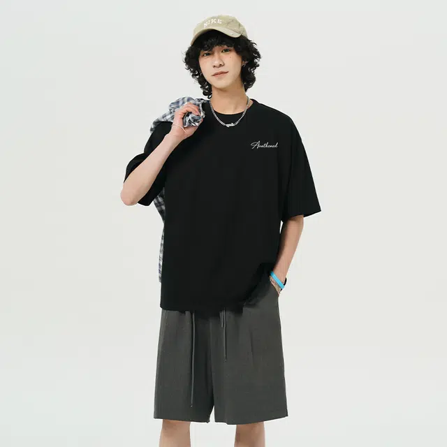 UNthemed Vintage Streetwear Card Print Tee