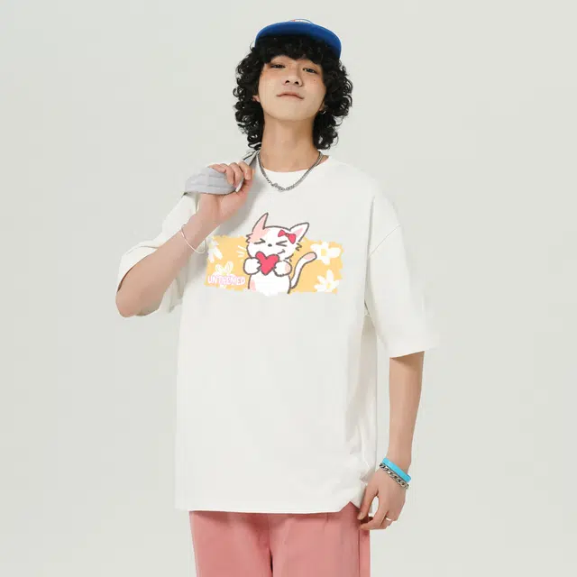 UNthemed T