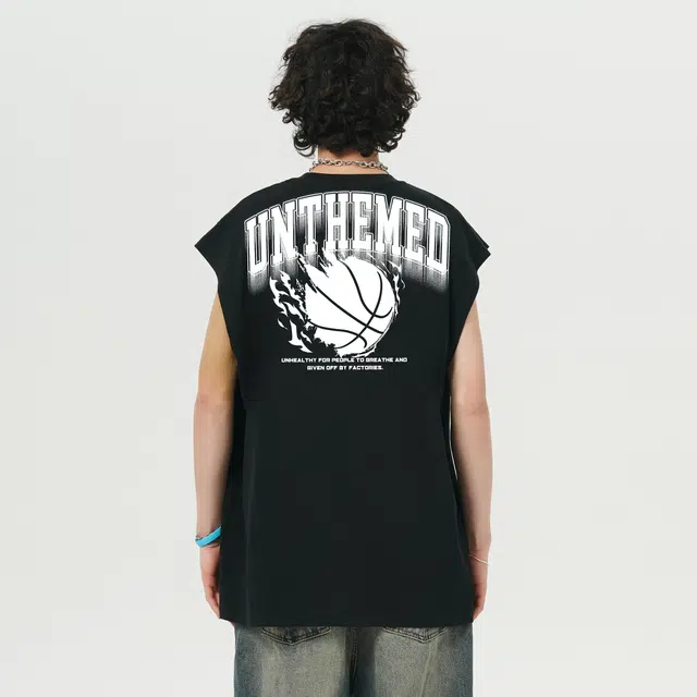 UNthemed
