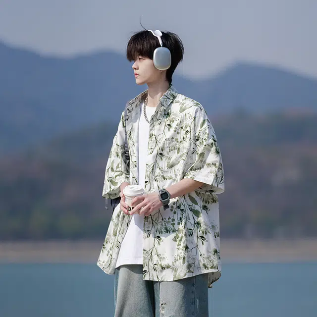 UNthemed vibe