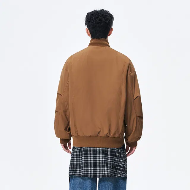 UNthemed cleanfitbomber