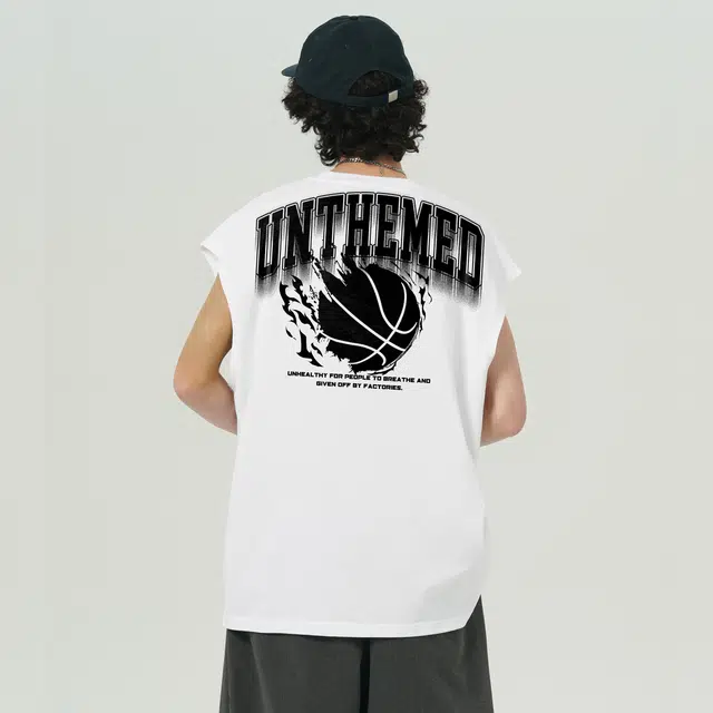 UNthemed