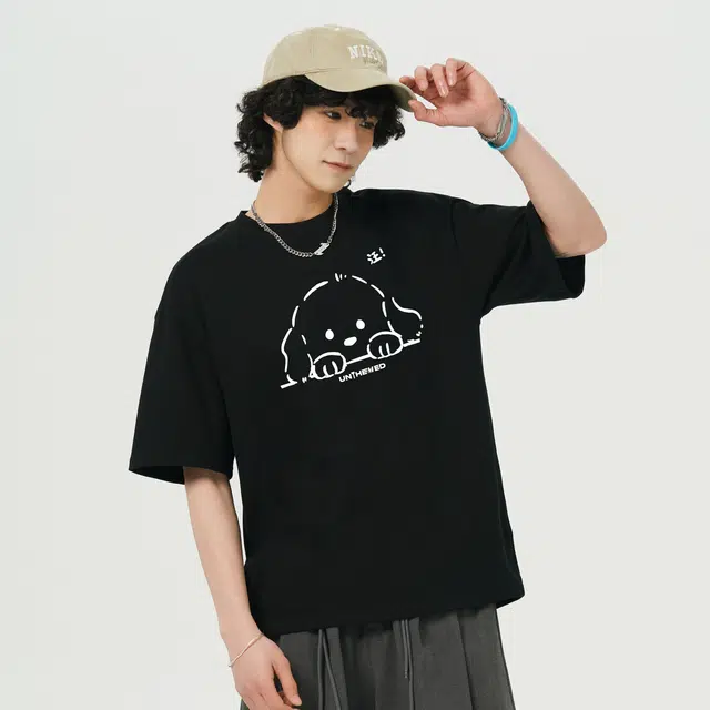 UNthemed T