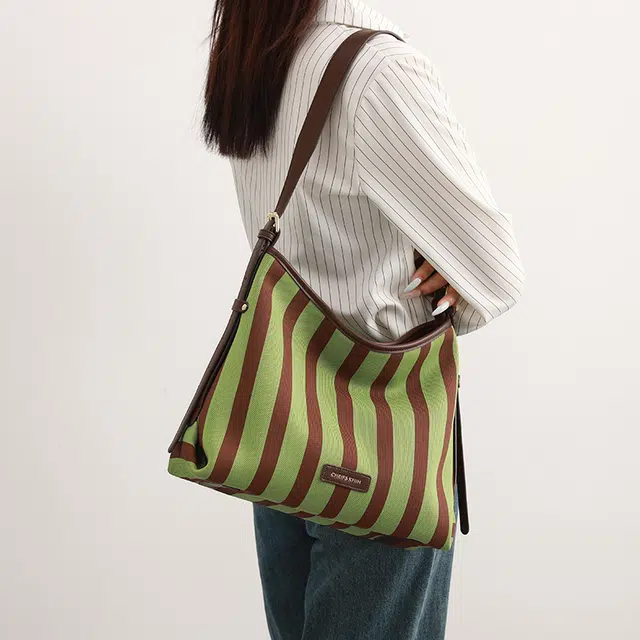 恒源祥 小众条纹个性经典气质时尚潮流潮酷高贵典雅优雅脱俗清新经典大气 帆布 帆布包单肩包 女款 绿色