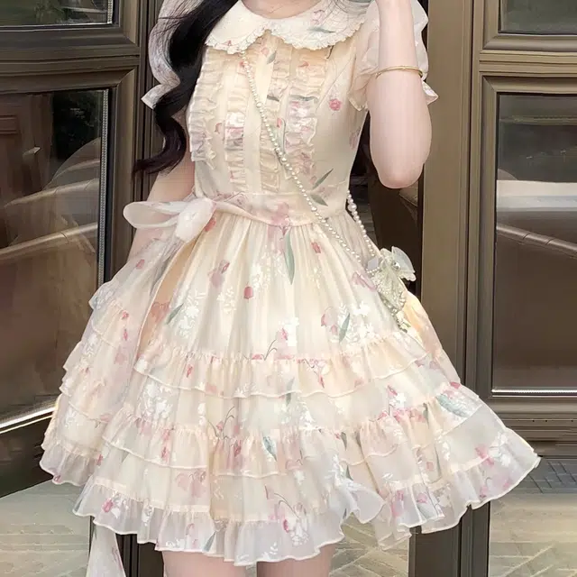 花蔓色 甜美碎花娃娃领短款时尚设计款式短袖连衣裙 女款