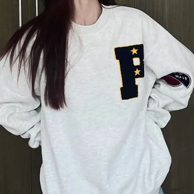 识恩 炸街贴牌套头圆领宽松时尚字母黑标美式复古卫衣 女款