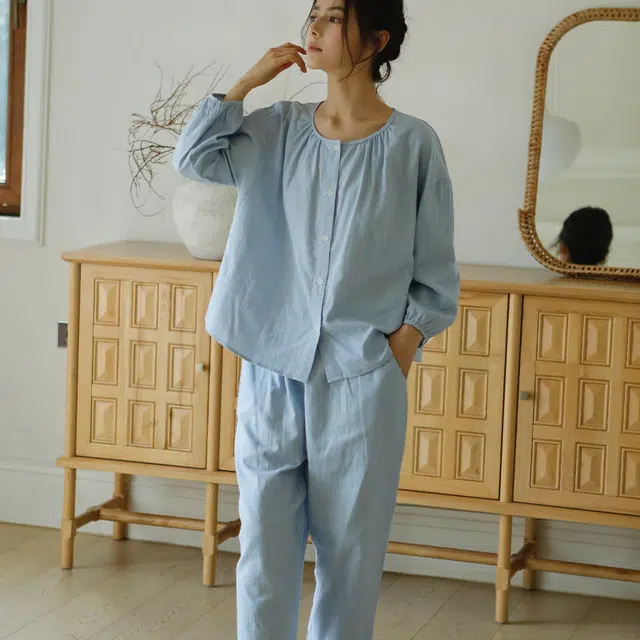 怡吾色 柔软亲肤双层纱纯色简约长袖长裤可外穿睡衣套装 女款