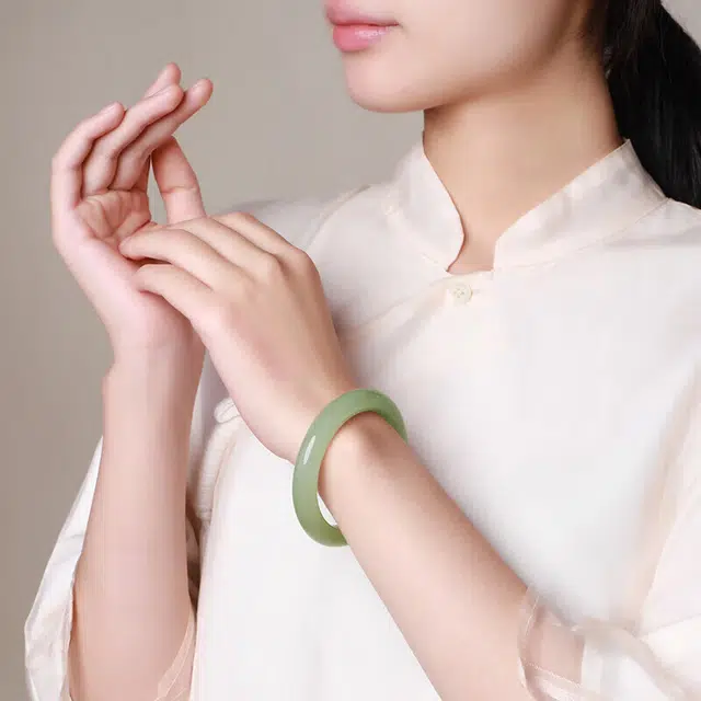 醉倾城 青提啵啵 清茶好运 新中式国潮风雅精致轻奢小众古风简约优雅日常百搭轻奢高级感 玉髓 手镯 女款