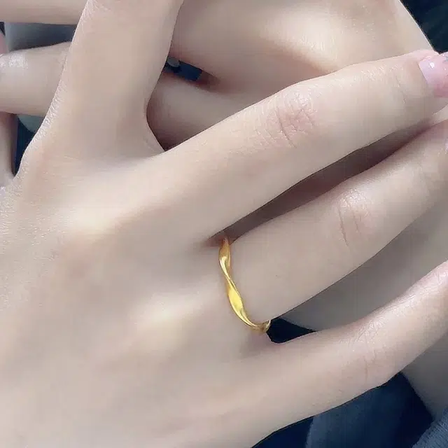 中兆珠宝 莫比乌斯环 新中式国潮风简约百搭 轻奢雅韵气质显白高级感 情意绵绵爱无止境 足金 一口价 黄金戒指 女款