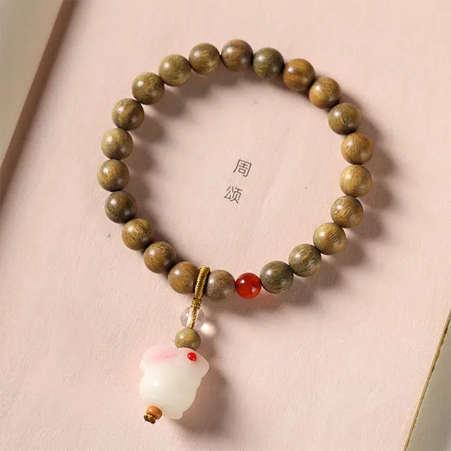 郁馨 国风优雅小众设计感文艺风流苏萌兔吊坠简约创意串珠手饰单圈盘玩 本命年转运佛珠 水逆退散#好运 绿檀 手串 男女同款情侣款