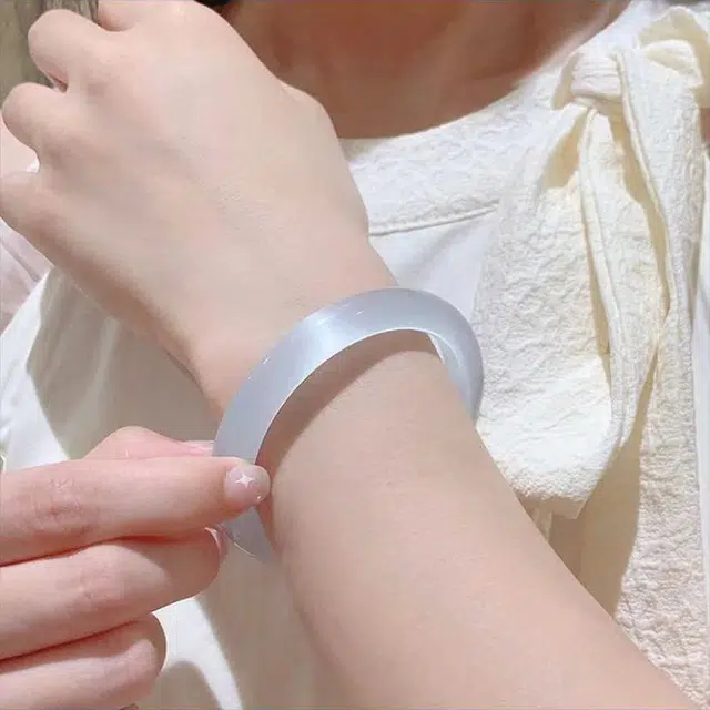 【纳福招财福猫】 郁馨 一步一响正圈碎冰蓝国潮古风美人镯 传承古法典雅温柔中式美学旗袍汉服百搭简约清冷感素雅 琉璃 手镯 女款