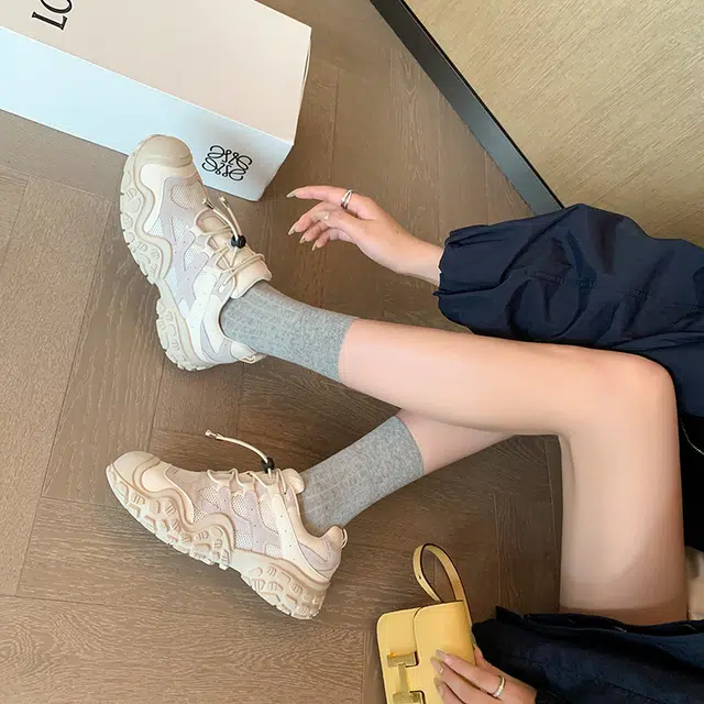 生活休闲甜美时尚透气松糕底百搭少女鞋 低帮 老爹鞋 女款