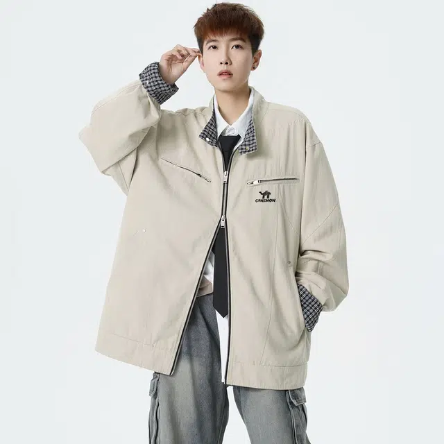 领航骆驼 时尚街头潮牌重工琥珀流光风无性别主义穿搭高级感宽松休闲内里拼接格子翻领飞行员教练外套   夹克  男女同款