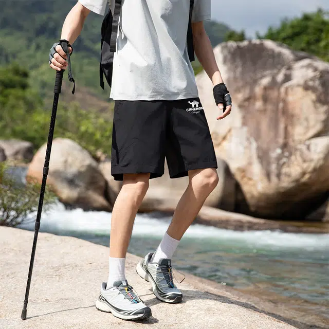 领航骆驼 户外百搭潮流运动速干舒适中腰休闲短裤 男女同款