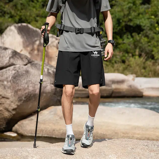 领航骆驼 城市通勤学生党运动速干百搭透气工装短裤 男女同款