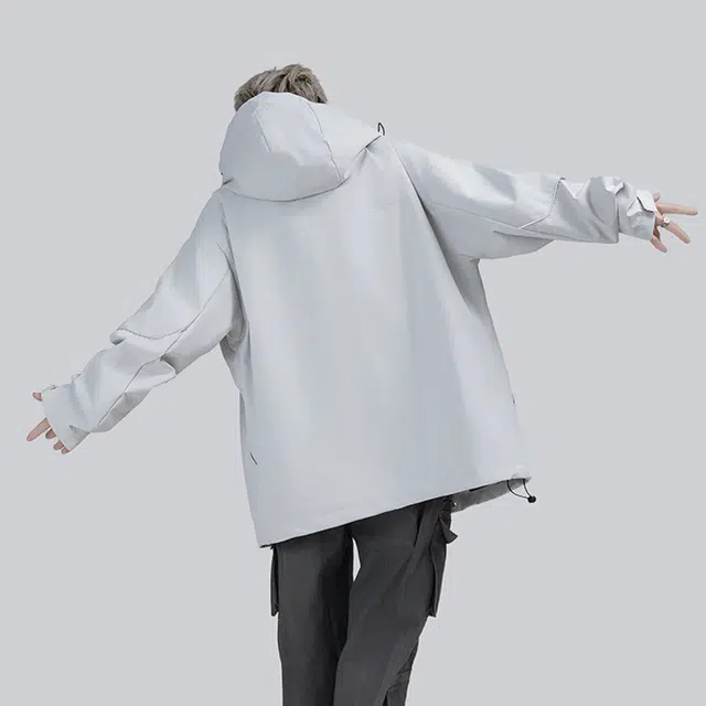 领航骆驼 学院风简约品牌山脉宽松休闲百搭舒适亲肤防风防水多口袋设计线条层次高级感连帽长袖   夹克 男女同款