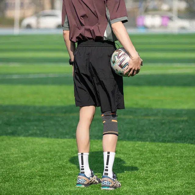 领航骆驼 字母中腰系带透气百搭直筒休闲短裤 男女同款