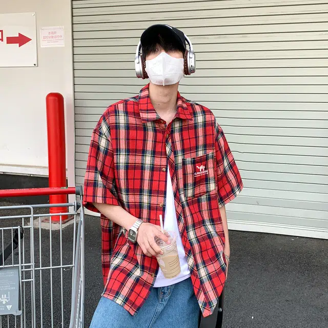 领航骆驼  美式简约学院风翻领格子大码衬衣夏季薄款慵懒休闲寸衣内搭外套短袖   衬衫  男女同款