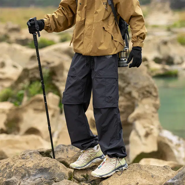 领航骆驼 山系户外多功能速干登山防水防风轻薄透气凉感系带抽绳多口袋中腰直筒休闲裤 男女同款