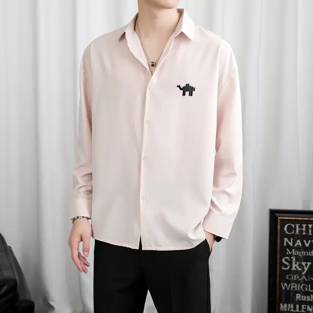 领航骆驼 美式复古高街痞帅简约纯色基础款冰丝凉感潮流柔软垂感休闲百搭薄款宽松落肩翻领长袖   衬衫  男女同款