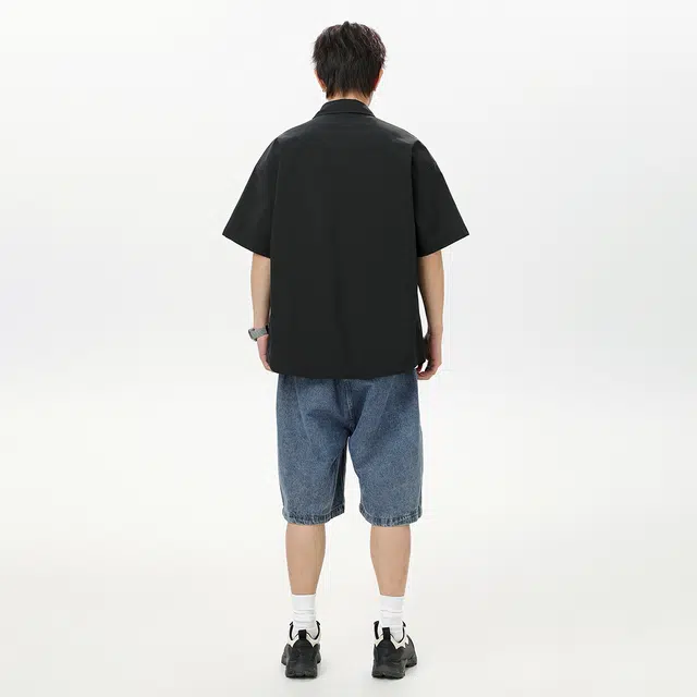 领航骆驼 时尚街头工装纯色简约基础款廓形休闲单排扣透气百搭宽松舒适翻领短袖  衬衫 男女同款