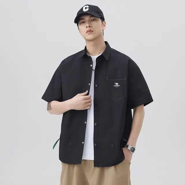 领航骆驼  时尚街头复古潮流百搭舒适韩系青春校园风无性别主义翻领宽松短袖   衬衫 男女同款