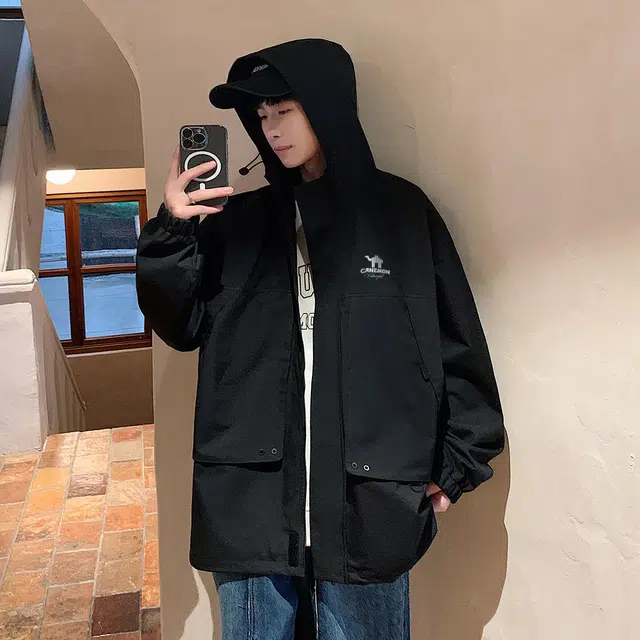 领航骆驼 户外机能风防风防水纯色连帽工装多口袋休闲长袖宽松夹克  男女同款